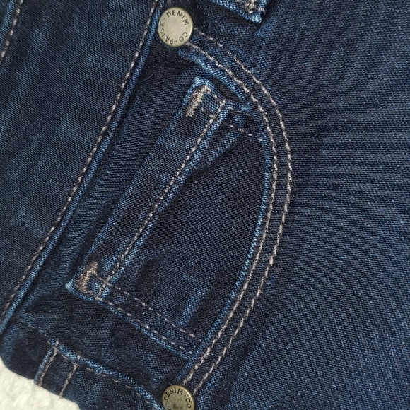 Skinny Jeans 🥳 - Picture 6 of 13